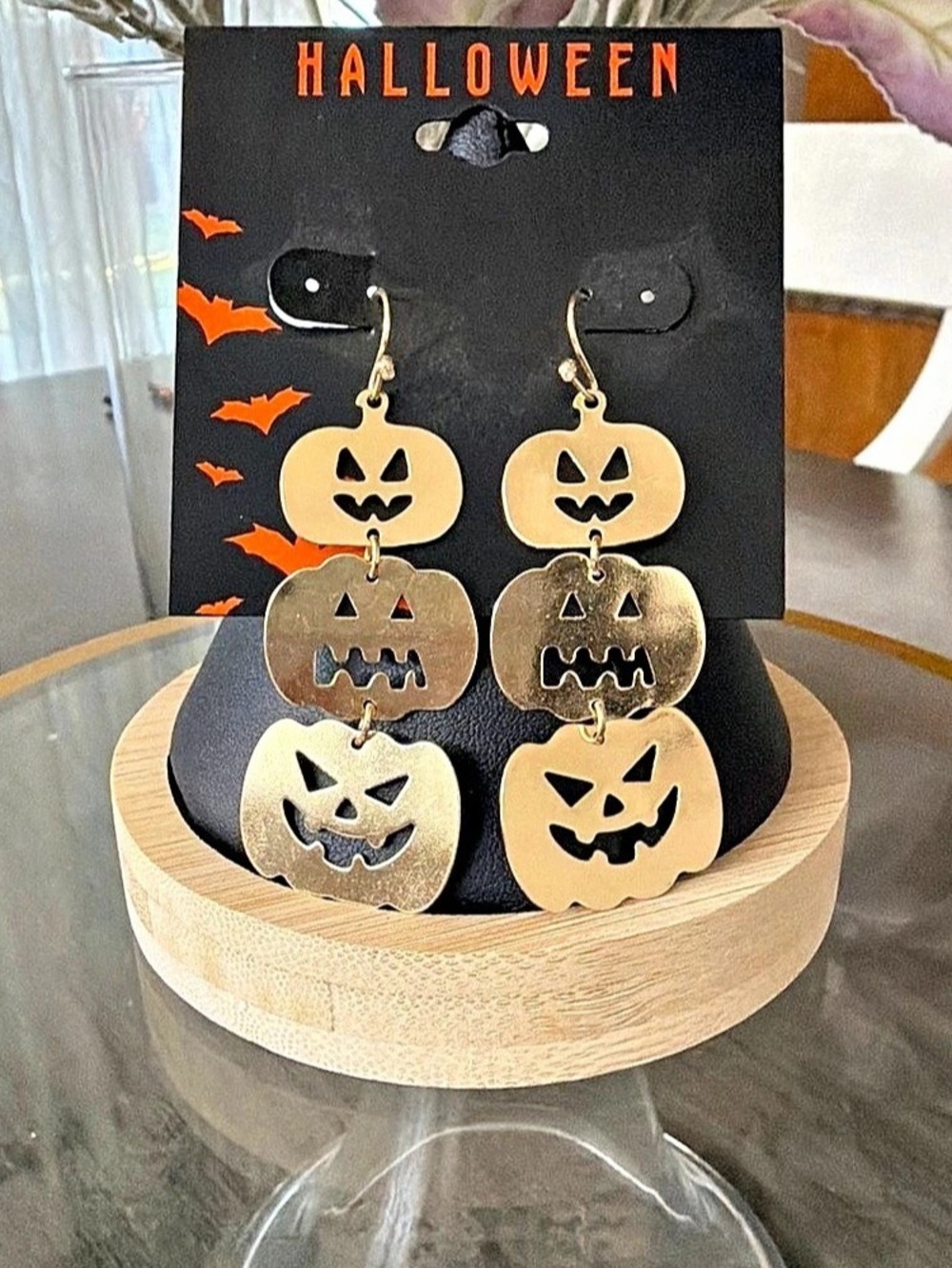 Halloween Pumpkin Dangle Earrings Gold & Black NWT